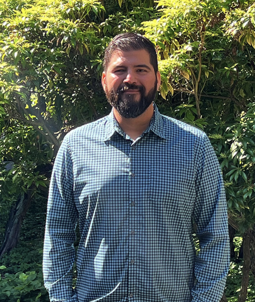 Daniel Yzaguirre-Vidaurri (he/him)